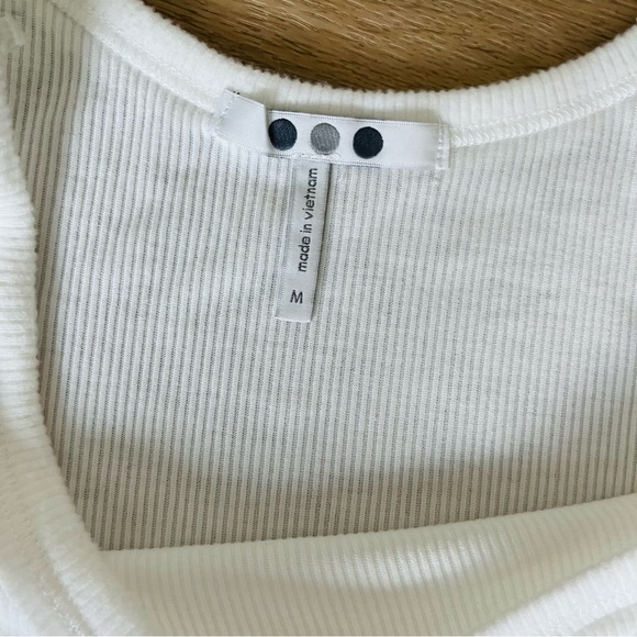 Three Dots Raglan High Low Top - Picture 7 of 14